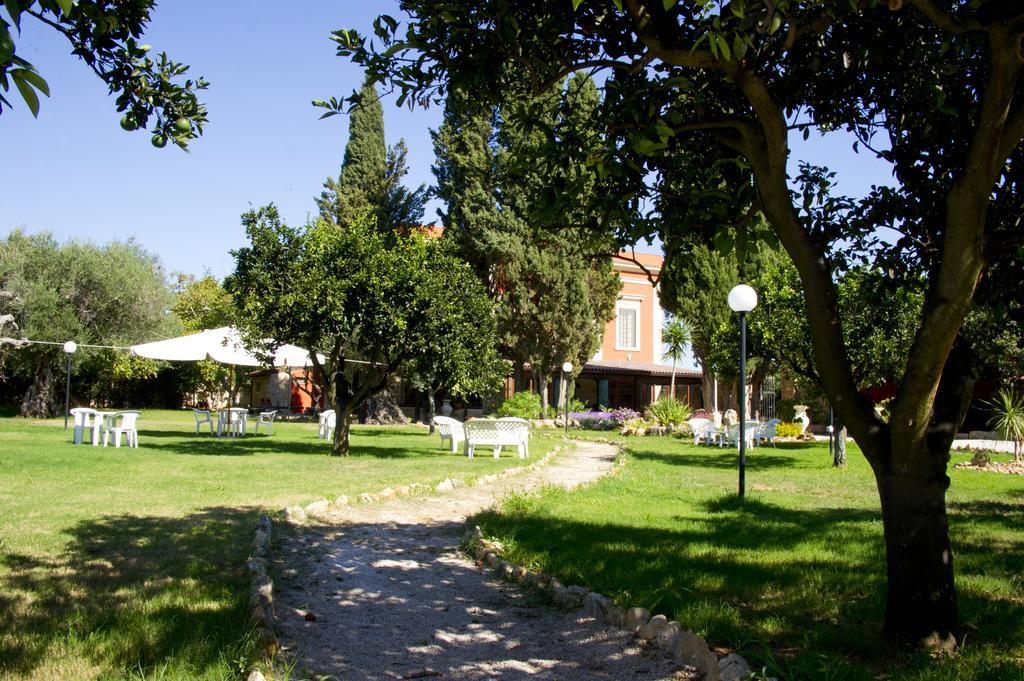 Agriturismo Santa Chiara Alezio Ngoại thất bức ảnh