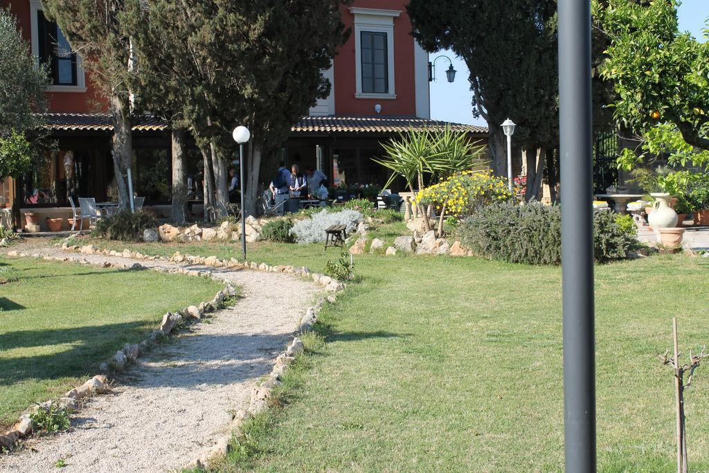 Agriturismo Santa Chiara Alezio Ngoại thất bức ảnh
