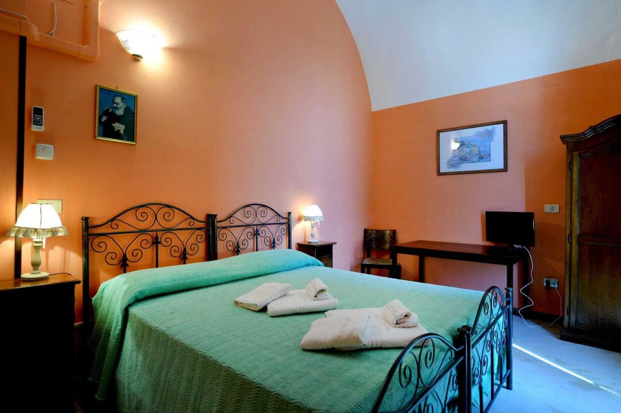 Agriturismo Santa Chiara Alezio Ngoại thất bức ảnh