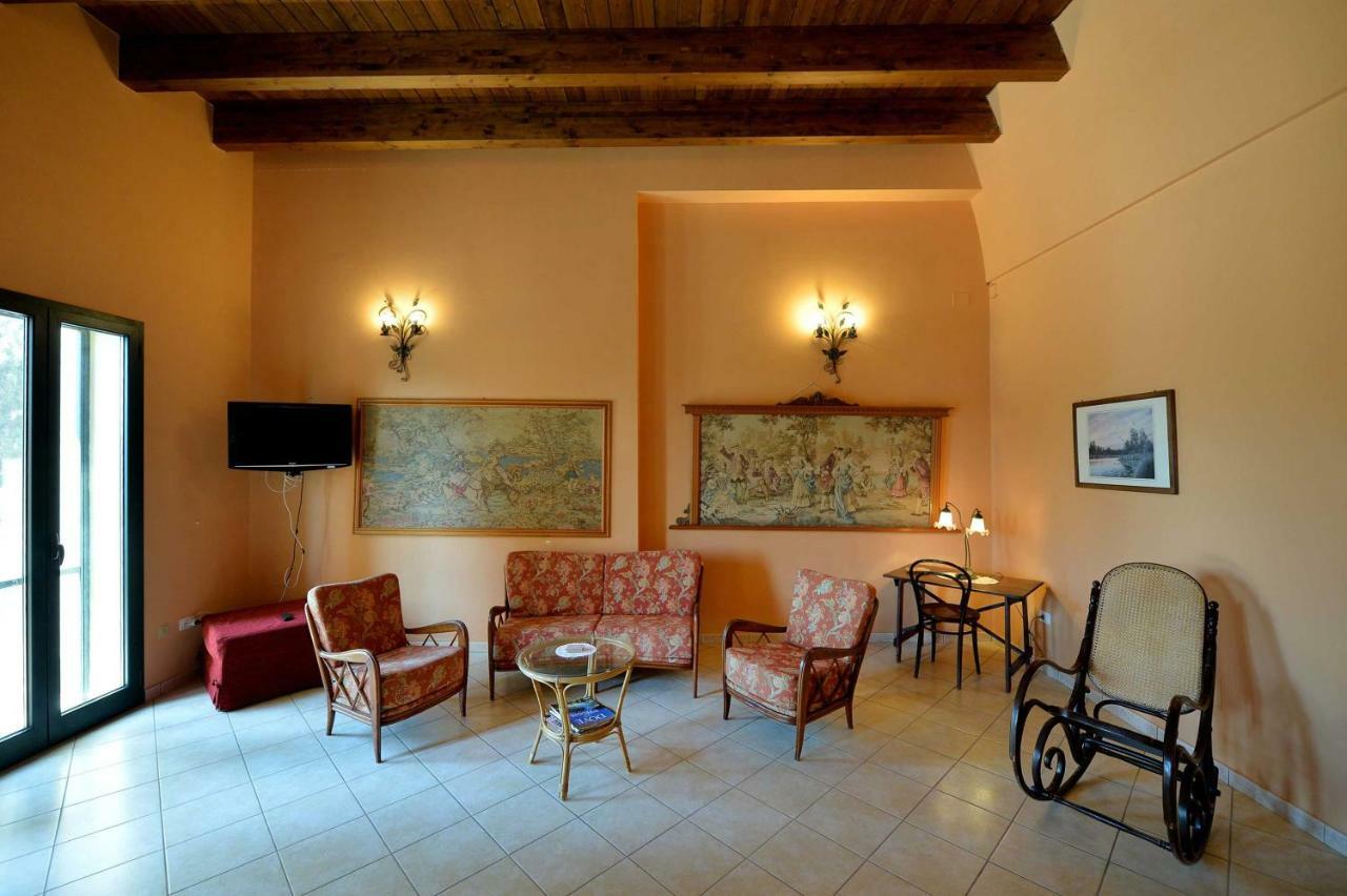 Agriturismo Santa Chiara Alezio Ngoại thất bức ảnh