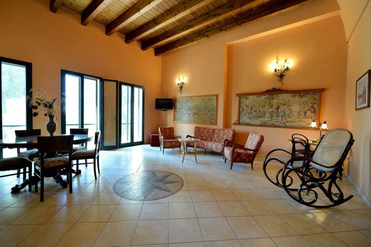 Agriturismo Santa Chiara Alezio Ngoại thất bức ảnh